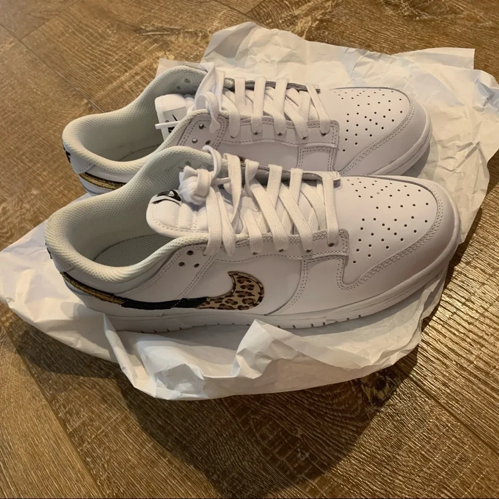 White NIKE DUNK Sneakers (Mixed Material Swooshes) - Picture 5 of 11